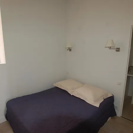 La Tour Apartment *